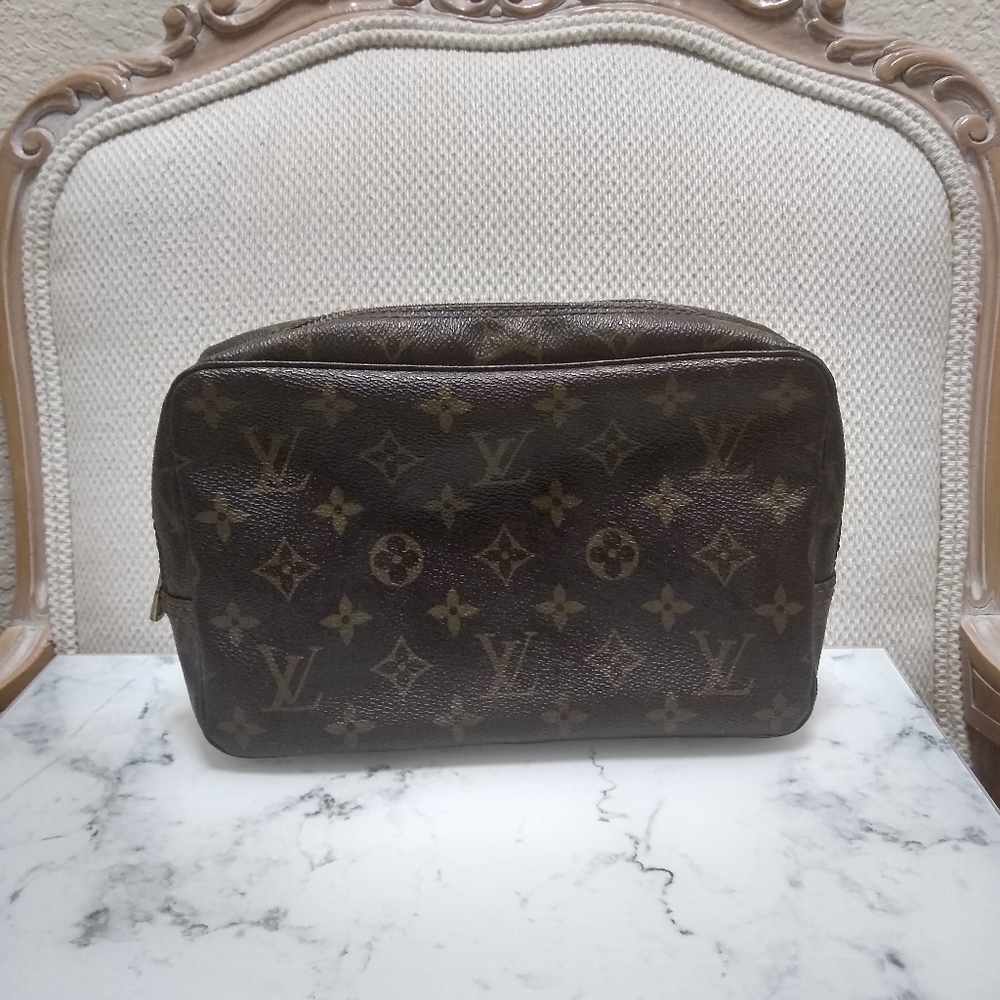 Vintage Louis Vuitton Monogram Trousse 23 Pouch Clutch Bag - Picture 2 of 11